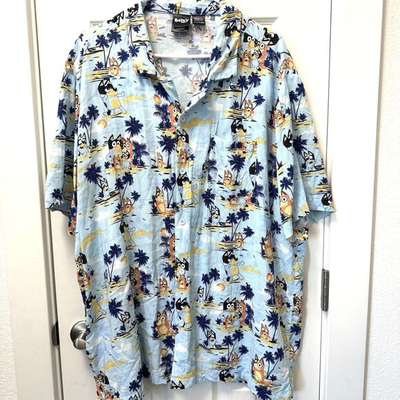 Bluey‎ Family Men’s Button Down Hawaiian Shirt 3XL Blue Beach Surf - Picture 2 of 4